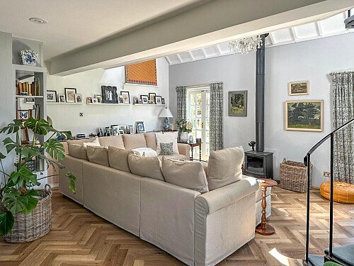 Halfpenny house- Filming Locations Locations Direct -09