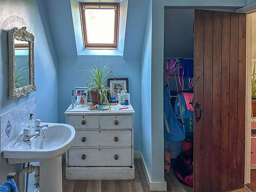 Halfpenny house- Filming Locations Locations Direct -39