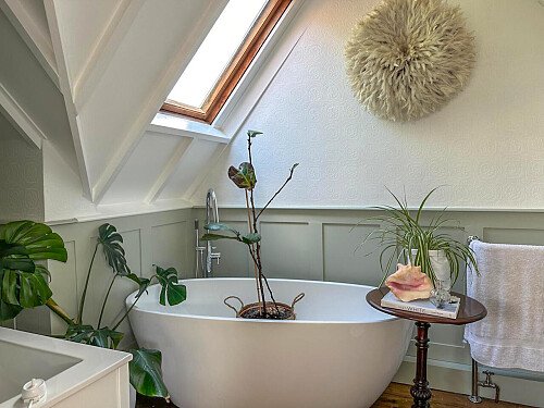 Halfpenny house- Filming Locations Locations Direct -41