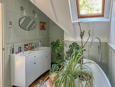 Halfpenny house- Filming Locations Locations Direct -42