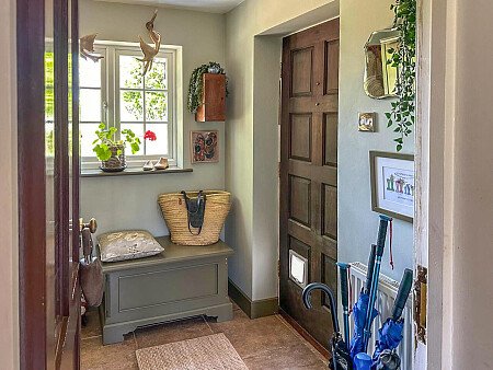 Halfpenny house- Filming Locations Locations Direct -44