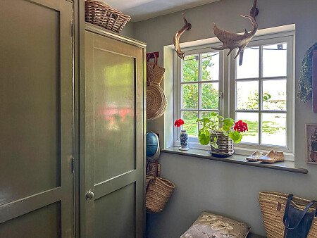 Halfpenny house- Filming Locations Locations Direct -46