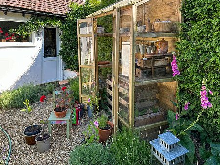 Halfpenny house- Filming Locations Locations Direct -54