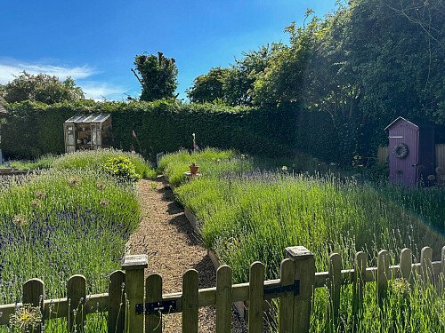 Halfpenny house- Filming Locations Locations Direct -60