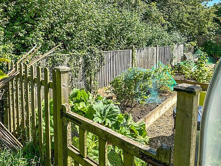 Halfpenny house- Filming Locations Locations Direct -76