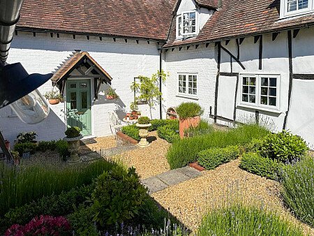 Halfpenny house- Filming Locations Locations Direct -92