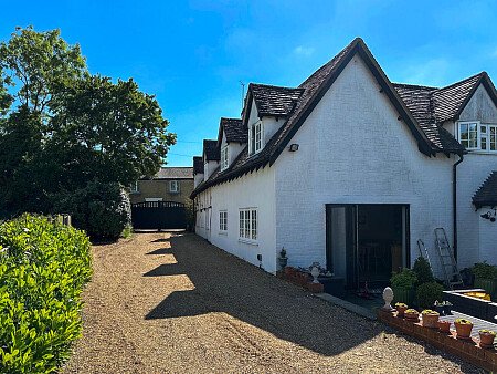 Halfpenny house- Filming Locations Locations Direct -94