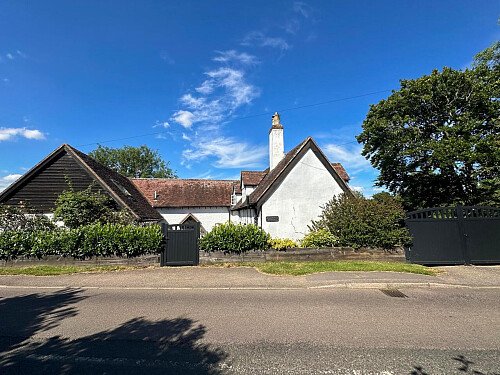 Halfpenny house- Filming Locations Locations Direct -98