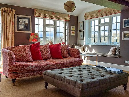 Highview House - Filming Locations Locations Direct -01