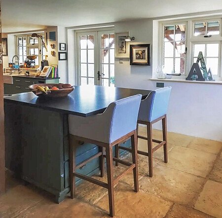 Highview House - Filming Locations Locations Direct -15