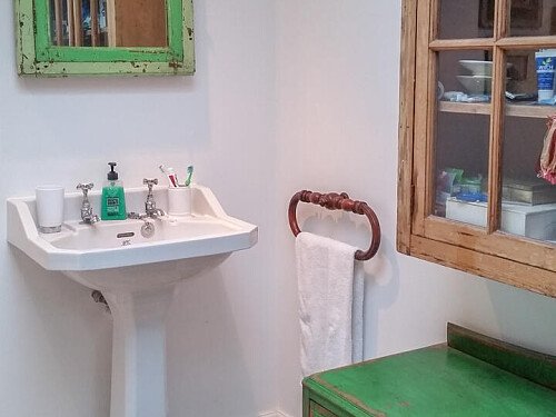 Highview House - Filming Locations Locations Direct -53