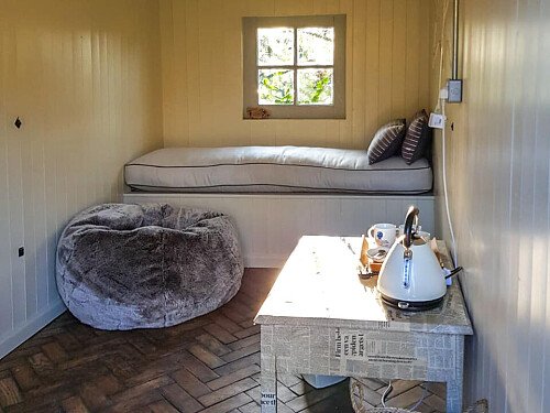 Highview House - Filming Locations Locations Direct -61