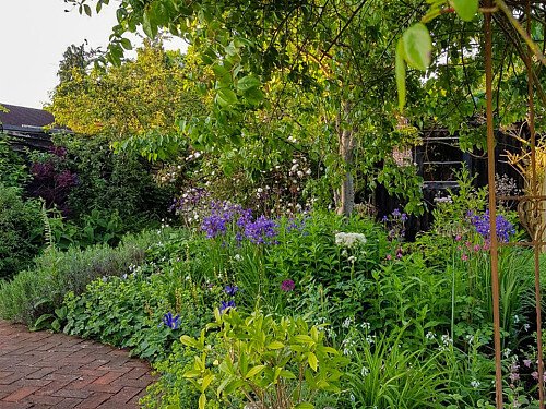 Highview House - Filming Locations Locations Direct -91