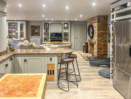 Heron House - Filming Locations Locations Direct -01