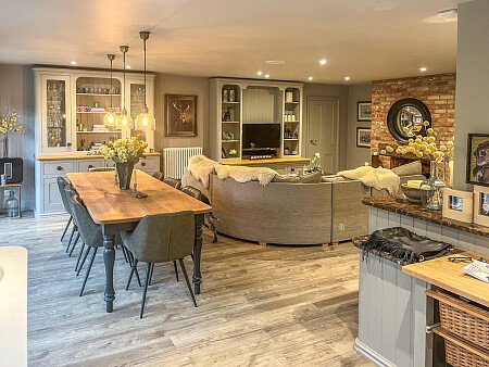 Heron House - Filming Locations Locations Direct -10