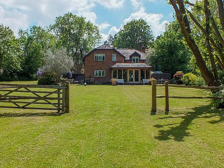 Meadows House - Filming Locations Locations Direct -04