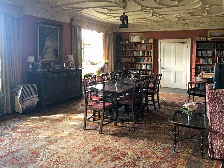 Period Wallpaper - Filming Locations Locations Direct -08