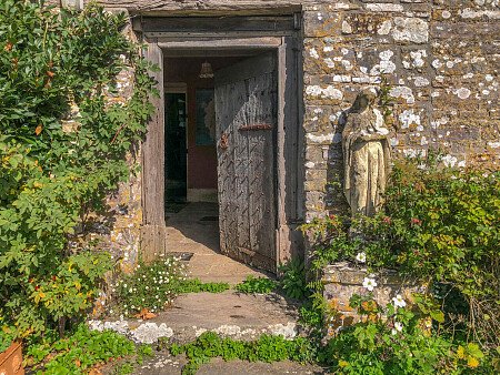 Period Wallpaper - Filming Locations Locations Direct -24