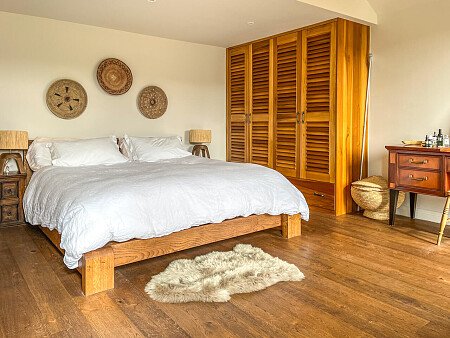 Stone wall - Filming Locations Locations Direct -19