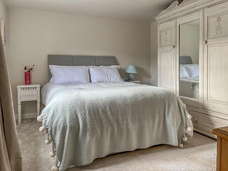 Stone wall - Filming Locations Locations Direct -21