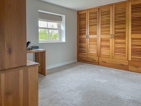 Stone wall - Filming Locations Locations Direct -25