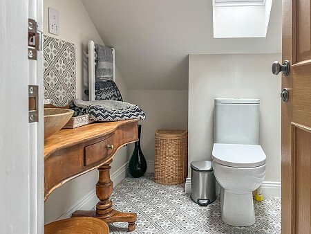 Stone wall - Filming Locations Locations Direct -28