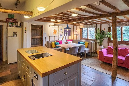 Thatched Pond - Filming Locations Locations Direct -06