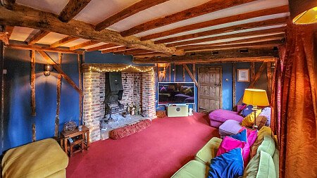 Thatched Pond - Filming Locations Locations Direct -11