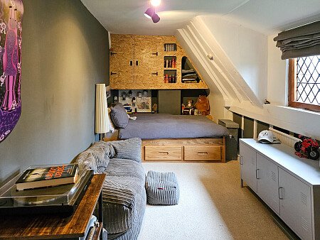 Thatched Pond - Filming Locations Locations Direct -14