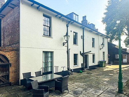 Old house -  filming photoshoot location-18