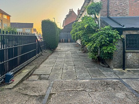 Old house -  filming photoshoot location-17