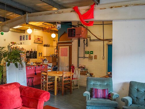 Unit 7  - Filming Locations Locations Direct -14