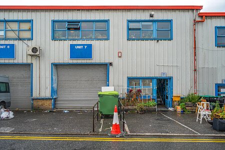 Unit 7  - Filming Locations Locations Direct -31