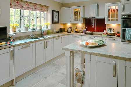 Tree Cottage  - Filming Locations Locations Direct -02