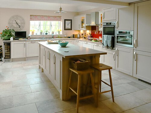 Tree Cottage  - Filming Locations Locations Direct -03