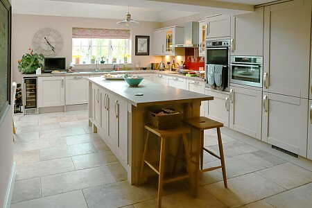 Tree Cottage  - Filming Locations Locations Direct -03