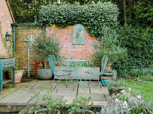 Tree Cottage  - Filming Locations Locations Direct -08