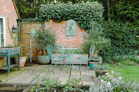 Tree Cottage  - Filming Locations Locations Direct -08