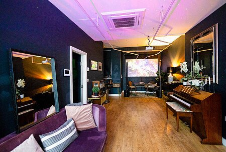 holly studio -  filming photoshoot location-08