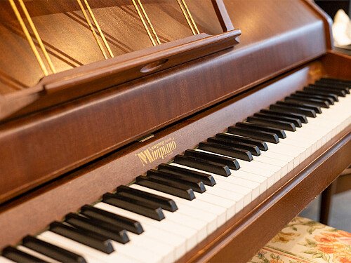 holly studio -  filming photoshoot location-13