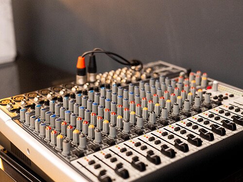 holly studio -  filming photoshoot location-15