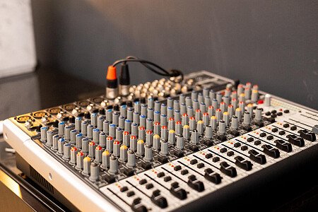 holly studio -  filming photoshoot location-15