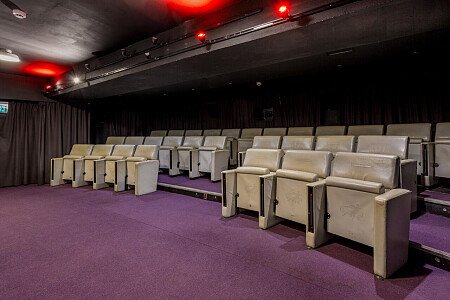 Red Cinema -  filming photoshoot location-17