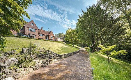 BWK Front of property Path