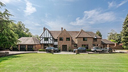 BWK Front of property