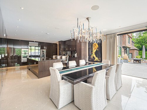 BWK Kitchen:Blue Dining