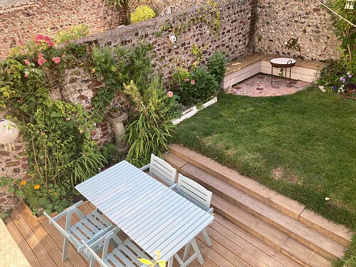 White Bathroom - Filming Locations Locations Direct -27