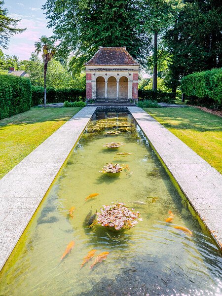 Decorated high ceilings school - Filming Photoshoot Locations-35