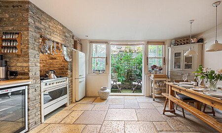 Tenyson House - Filming Locations Locations Direct -03