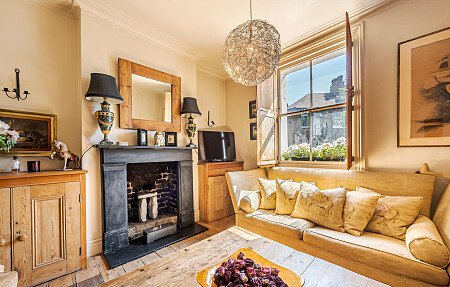 Tenyson House - Filming Locations Locations Direct -05